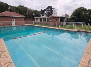 Quinta vacacional · 144m² · 2 Dormitorios · 3 Cocheras · Venta Casa Quinta 3 Lotes Exc. Ubicación Canning