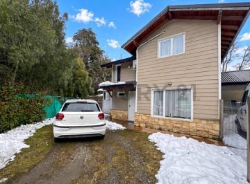 Casa · 81m² · 3 Ambientes · 2 Cocheras · Venta Casa Villa La Angostura