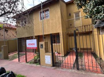 Casa de 5 ambientes, Córdoba · Duplex Alto Alberdi Cochera Venta o Permuta