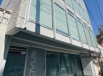 Oficina comercial de 2 ambientes, Bahía Blanca · Oficina en Alquiler - Semipiso.