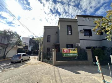 Casa · 115m² · 4 Ambientes · Oportunidad en V Santa Rita - Casa C/potencial y Estilo Propio