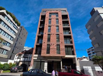 Departamento de 2 ambientes, Mar del Plata · Alquiler Departamento Dos Ambientes con Balcón Al Frente. Cochera. Zona Güemes.
