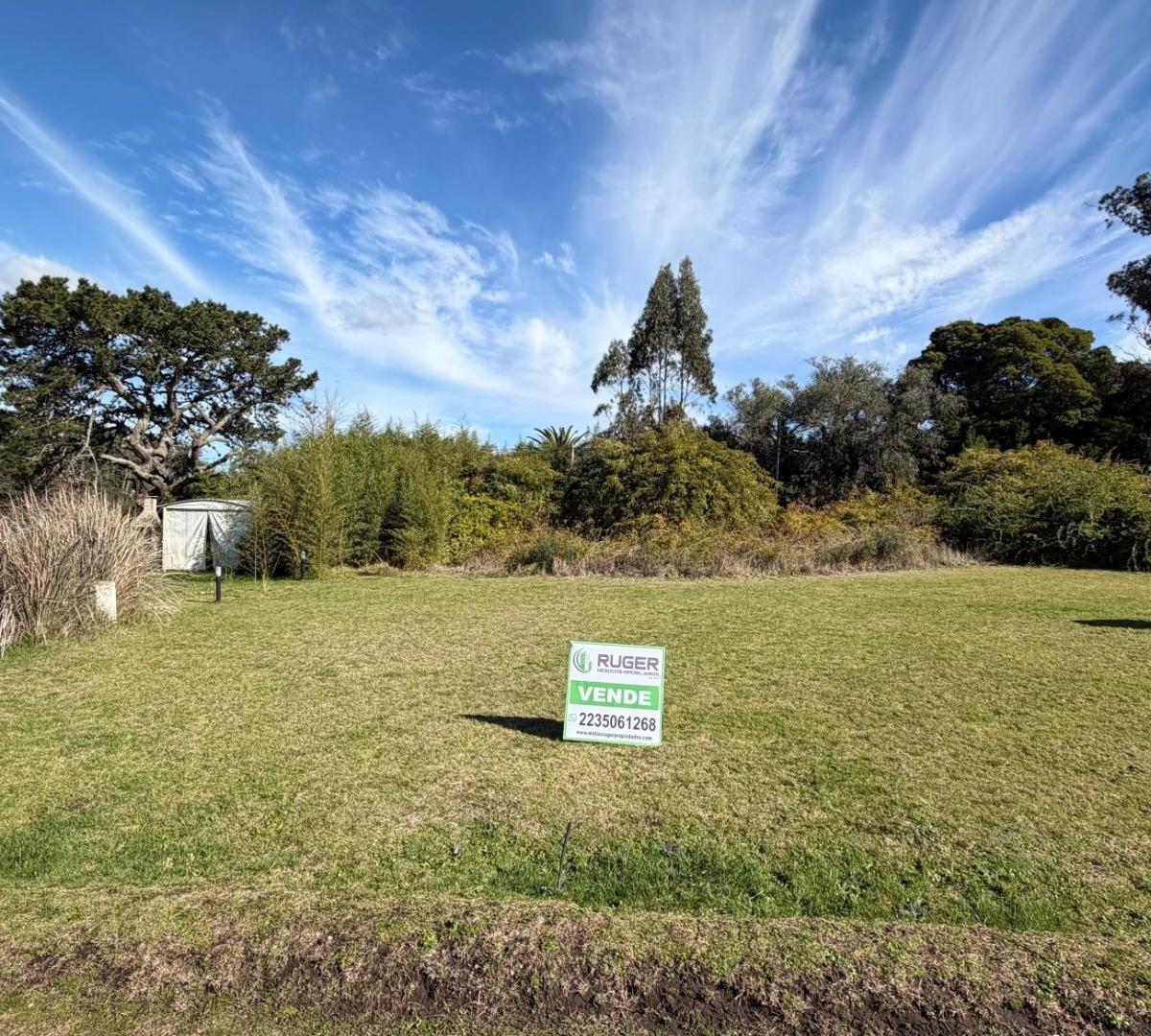 Excelente lote ubicado en el exclusivo Barrio Cerrado Mahatma Gandhi