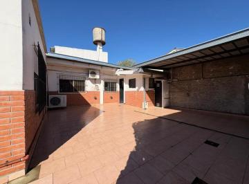 PH de 3 ambientes, Lomas de Zamora · Venta PH 3 Ambientes con Patio y Entrada de Auto Lomas