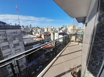 Departamento de 2 ambientes, San Telmo · 2amb Amplios con Balcón y Lavadero Muy Luminoso!