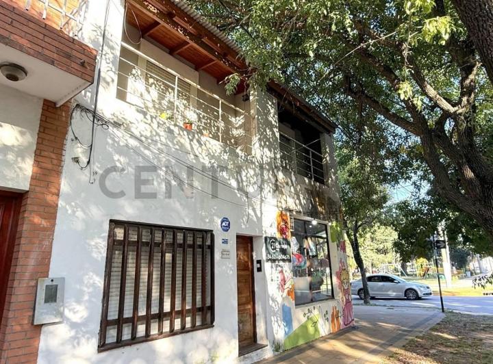 Casa · 105m² · 3 Ambientes · 1 Cochera