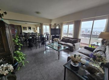 Departamento · 80m² · 4 Ambientes · 1 Cochera · Departamento 4 Ambientes, Cochera Vta Al Rio Piso Alto