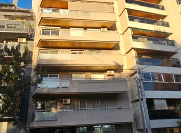 Departamento de 3 ambientes, Córdoba · Semipiso/1 Dorm Enorme/2baños/pile/quincho/asador Deck
