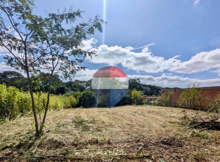 Terreno · 600m²
