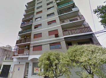 Departamento de 2 ambientes, Lanús · 2 Ambientes con Cocina Independiente y Balcón – Lanús Oeste