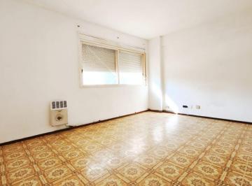 Departamento · 50m² · 3 Ambientes · Venta - 3 Ambientes - Santos Lugares - Tres de Febrero