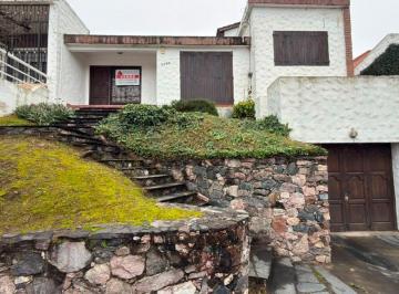Casa de 3 ambientes, Córdoba · Venta Casa 3 Dorm. B° Parque Chacabuco