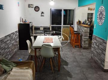 Departamento · 60m² · 4 Ambientes · Departamento Pb con Patio en Ensenada