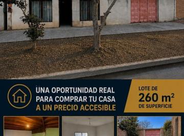 Casa · 90m² · 5 Ambientes · 1 Cochera · Casa en Capital
