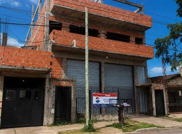 Edificio · 626m² · Propiedad Comercial² + Desarrollo Gonzalez Catan