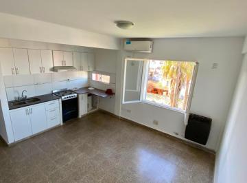Departamento de 4 ambientes, La Plata · Departamento de 3 Habitaciones Luminoso y Espacioso en La Plata