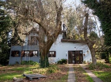 Imagen1 · Casa en Venta en Sierra de Los Padres - 4 Ambientes - Entorno Natural - Reserva Forestal.