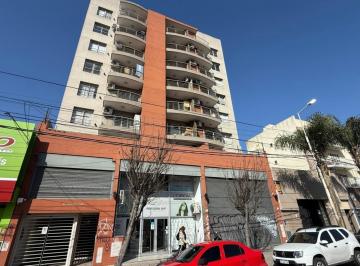 Departamento · 40m² · 2 Ambientes · 1 Cochera · 2 Ambientes Al Frente con Cochera