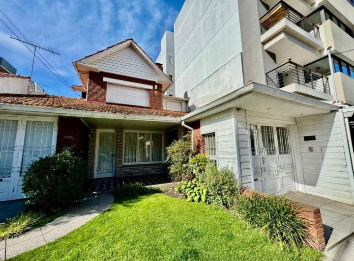 PH · 140m² · 4 Ambientes · 1 Cochera
