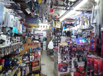 Fondo de comercio de 3 ambientes, Villa Crespo · Accesorios de Autos Fundas y Mas. con 33 Años de Trayectoria