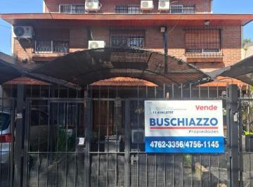 Casa · 120m² · 5 Ambientes · 1 Cochera · Excelente Dúplex en Venta en 3 Plantas