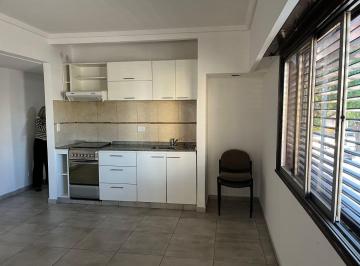 Departamento de 1 ambiente, Versalles · Monoambiente Divisible, Luminoso, Frente, Impecable