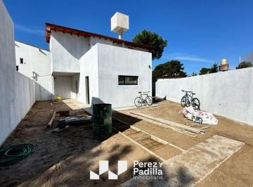 PH de 3 ambientes, Mar de Ajó · PH (Fondo) a Estrenar en Venta Barrio San Rafael Mar de Ajó - 5 Cuadras de La Playa