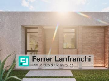 Casa · 142m² · 4 Ambientes · 1 Cochera · Casa en Venta Tejas 4