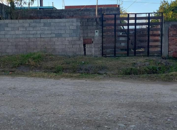 Casa · 200m² · 2 Ambientes