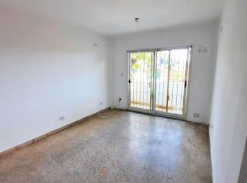 Departamento · 103m² · 4 Ambientes · 1 Cochera · Venta Departamento 3 Dorm. - Cochera en Tolosa