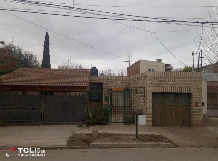 Casa · 172m² · 3 Ambientes · 1 Cochera