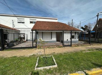 Casa · 73m² · 3 Ambientes · Casa en Turdera