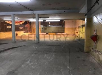 Depósito · 1178m² · Depósito en Alquiler en Flores 1178 m² Sobre Av con Entrada de Camiones y Contenedores