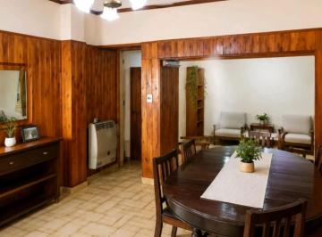 Casa · 130m² · 3 Ambientes · 1 Cochera · Venta Casa 3 Amb El Talar de Pacheco Tigre.