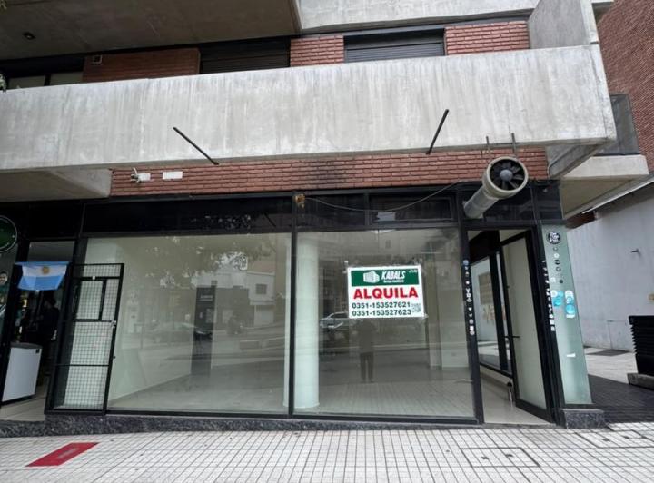 Local comercial · 67m² · 2 Ambientes