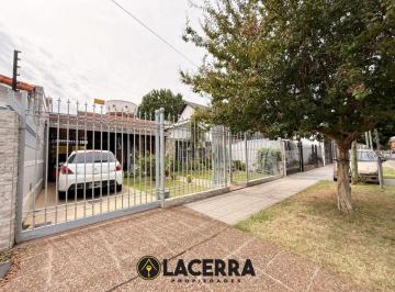 Casa de 4 ambientes, General San Martín · Casa 4 Ambientes con Gran Parque en San Andrés
