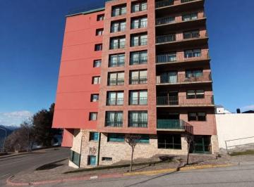 Departamento · 136m² · 7 Ambientes · Departamento con Vista Al Lago en Frey 22