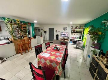 Departamento · 101m² · 4 Ambientes · Venta 4 Amb con Balcon y Gran Living. Oportunidad