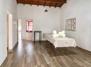 Casa · 70m² · 3 Ambientes · 1 Cochera · Venta Casa 3 Amb. en Campana Zona Norte