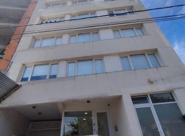Departamento de 2 ambientes, Bahía Blanca · Departamento en Alquiler en Corrientes 44
