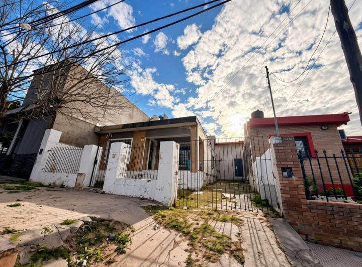 Casa · 100m² · 5 Ambientes