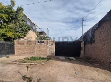 Casa · 46m² · 2 Ambientes · 2 Cocheras · Venta de Casa en Guaymallen