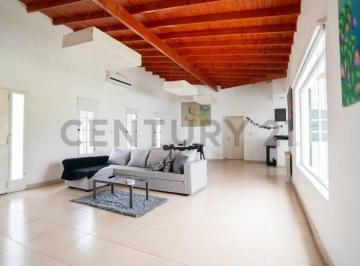 Casa · 293m² · 5 Ambientes · 4 Cocheras · Venta Casa 6 Ambientes Moreno Barrio Gaona Gran Lote Quincho Pileta
