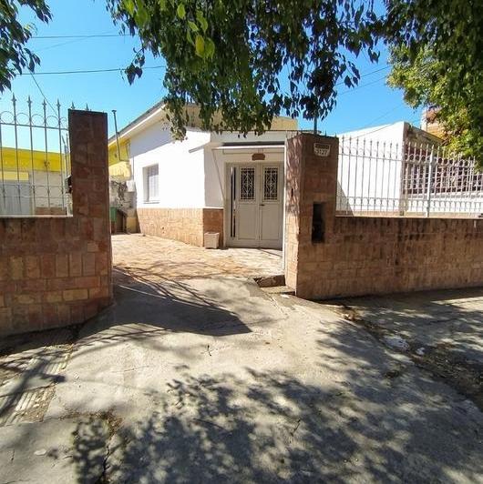 Casa · 155m² · 6 Ambientes · 1 Cochera