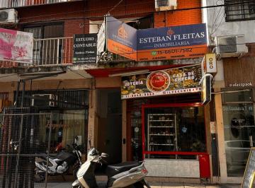 Oficina comercial de 2 ambientes, La Matanza · Oficina - Av Gral San Martin 78 - Ramos Mejia