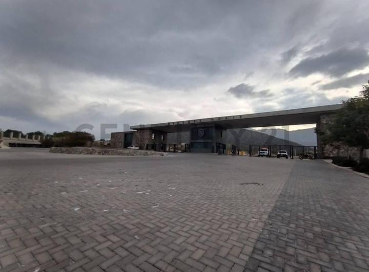 Terreno · 582m²