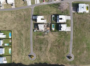 Terreno · 850m² · Lote en Venta en Chateau