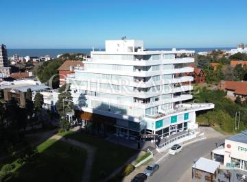 Departamento · 65m² · 3 Ambientes · 1 Cochera · Departamento en Centro Playa
