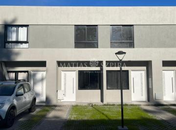 Casa · 68m² · 3 Ambientes · Venta Dúplex 3 Ambientes, en Condominio