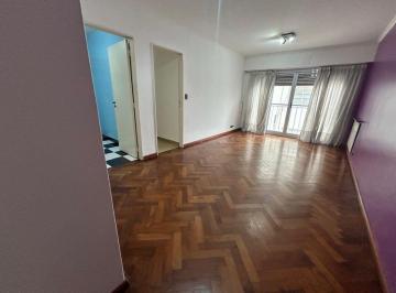 Departamento de 3 ambientes, Avellaneda · Departamento Tres Ambientes en Alquiler en El Centro de Avellaneda